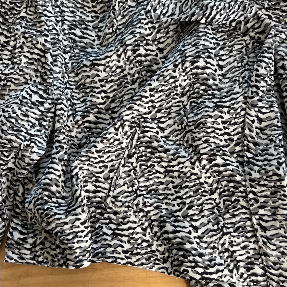 Harlow & Graham Zebra Print Blazer - Picture 3 of 6